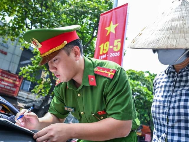 Đề xuất hoãn xuất cảnh để ngăn bỏ trốn, cắt điện nước doanh nghiệp không nộp phạt hành chính